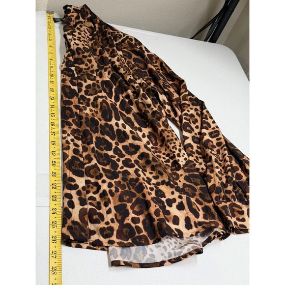 Express Top Womens Large Leopard‎ Portofino Long Sleeve Button Up Preppy Office - Picture 10 of 10